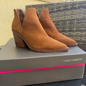 Vince Camuto VP- Bibestie Suede Leather Vintage Brown Heeled Ankle Booties